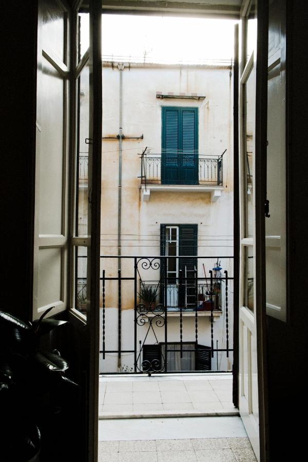 13 Open House Bed and Breakfast Παλέρμο Εξωτερικό φωτογραφία