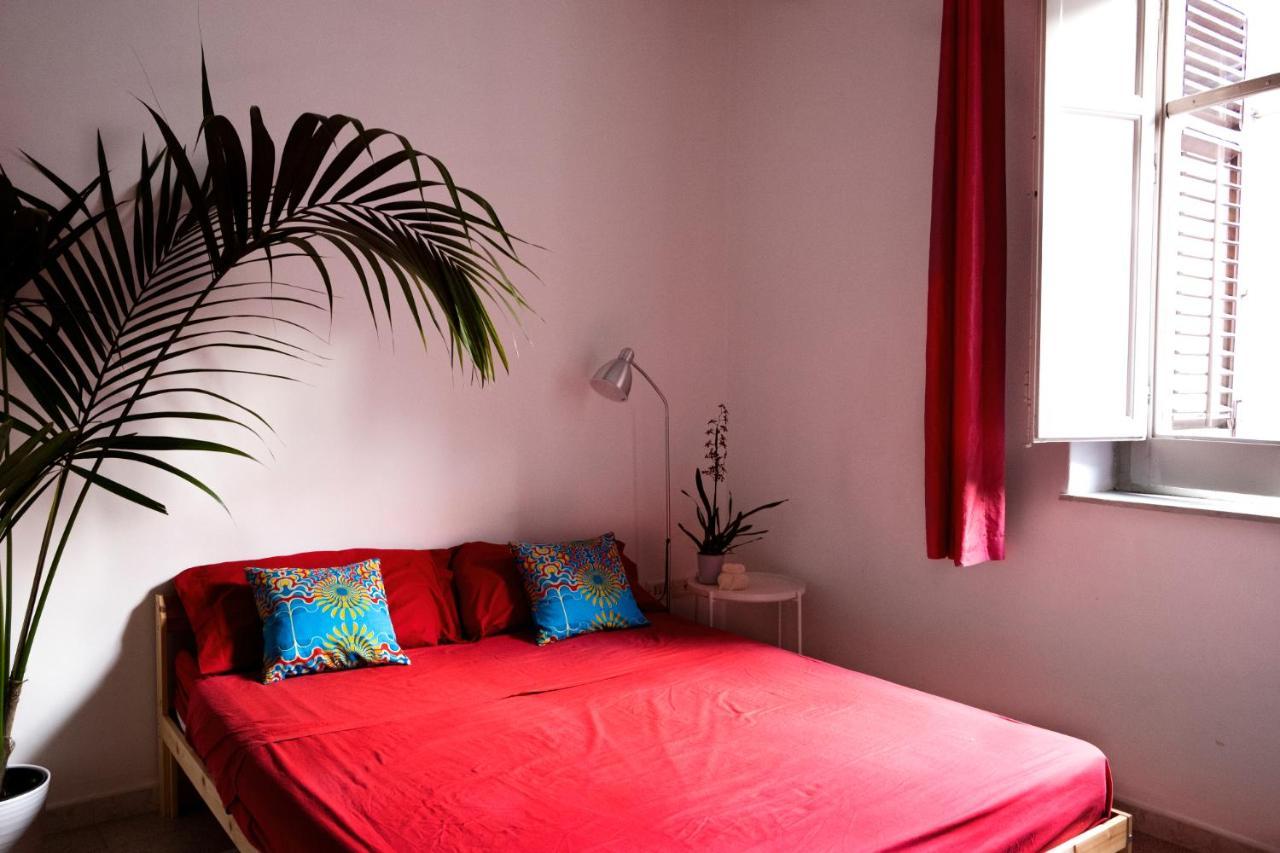 13 Open House Bed and Breakfast Παλέρμο Εξωτερικό φωτογραφία